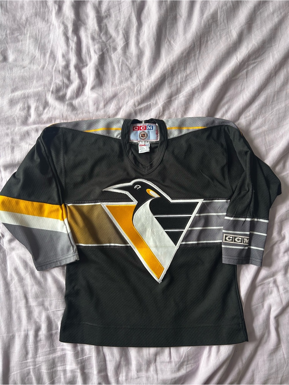 NHL Pittsburgh Penguins 90s CCM/Maska Jersey